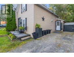 8 Elm Street, Brockville, ON K6V5M6 Photo 32