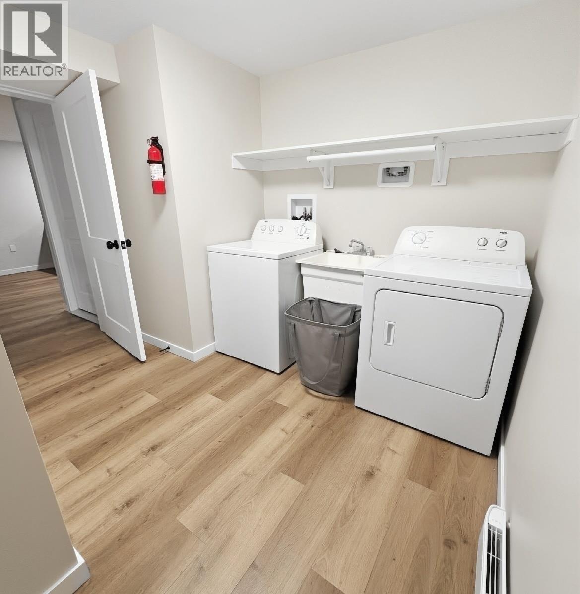 2306 Greenfield Avenue - Image 37
