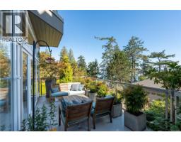 Living room - 5 4771 Cordova Bay Rd, Saanich, BC V8Y2J7 Photo 11