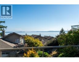 Kitchen - 5 4771 Cordova Bay Rd, Saanich, BC V8Y2J7 Photo 13