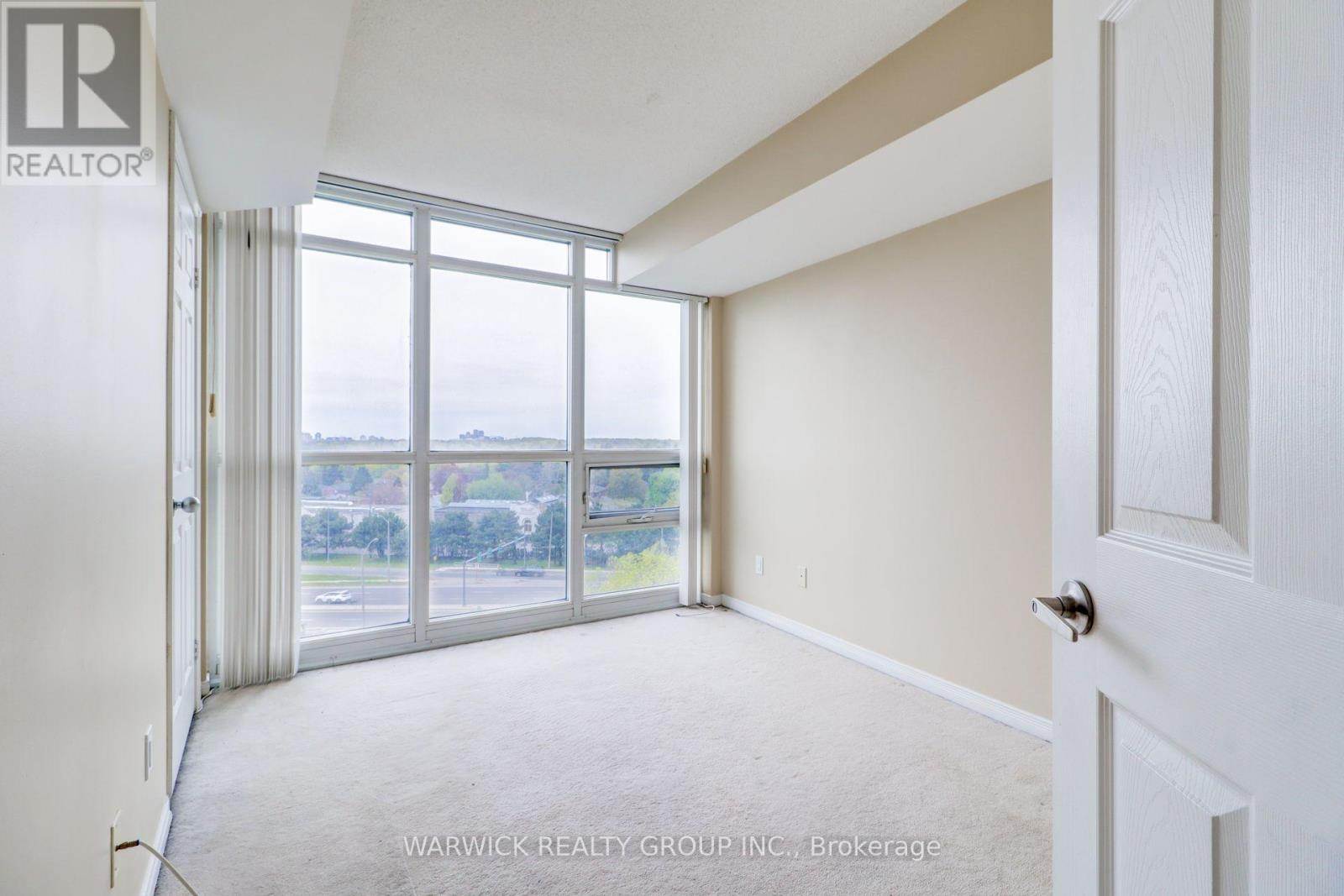 #903 30 HARRISON GARDEN BOULEVARD - 17