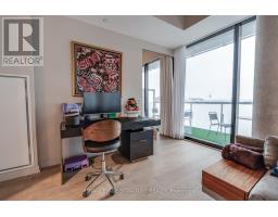 1606 - 11 Charlotte Street, Toronto, ON M5V0M6 Photo 10