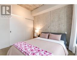 1606 - 11 Charlotte Street, Toronto, ON M5V0M6 Photo 11