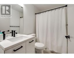 1606 - 11 Charlotte Street, Toronto, ON M5V0M6 Photo 15