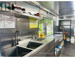 10 Bertrand Avenue, Toronto, ON M1L2P4 Photo 8