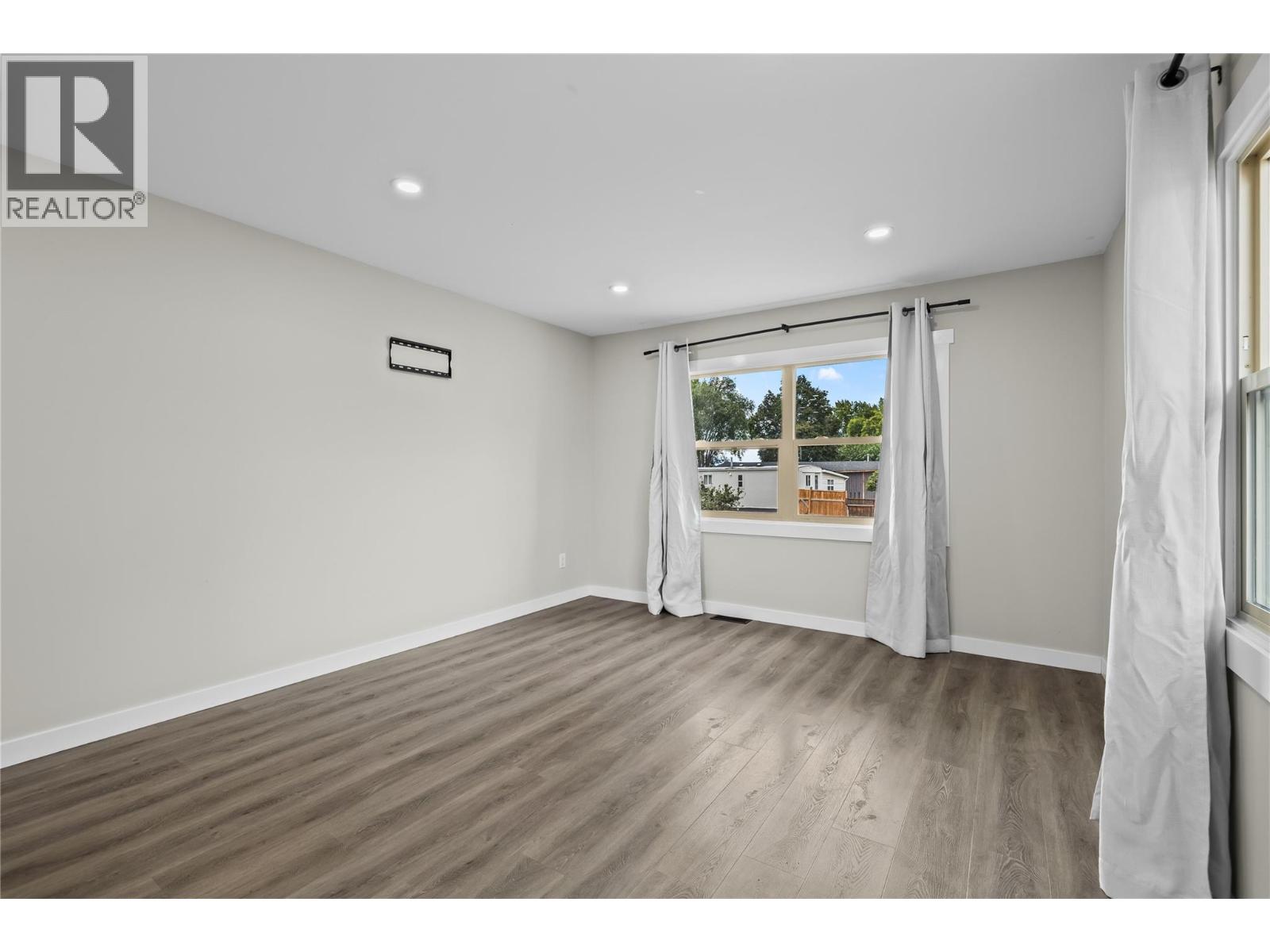 #41 2065 Boucherie Road - Image 7