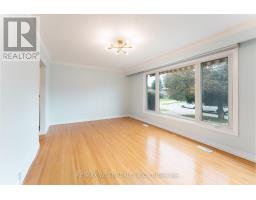 Laundry room - 203 Lupin Drive, Whitby, ON L1N1Y2 Photo 11