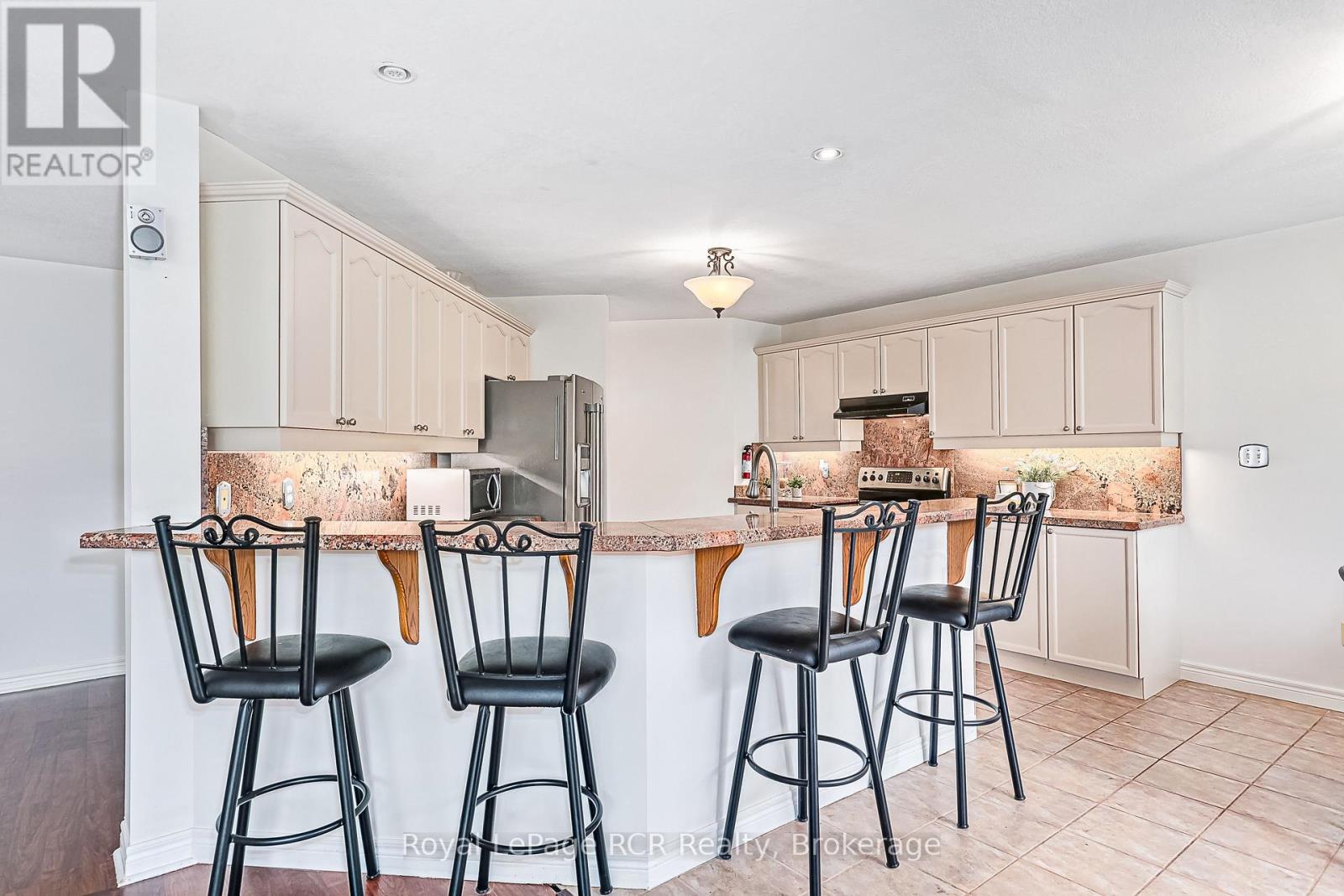 23 MARINA CRESCENT - Image 10