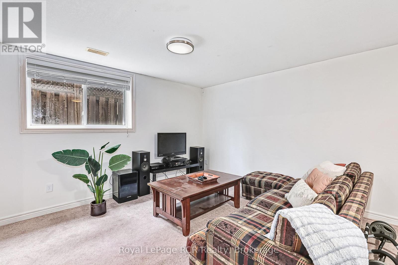23 MARINA CRESCENT - Image 25