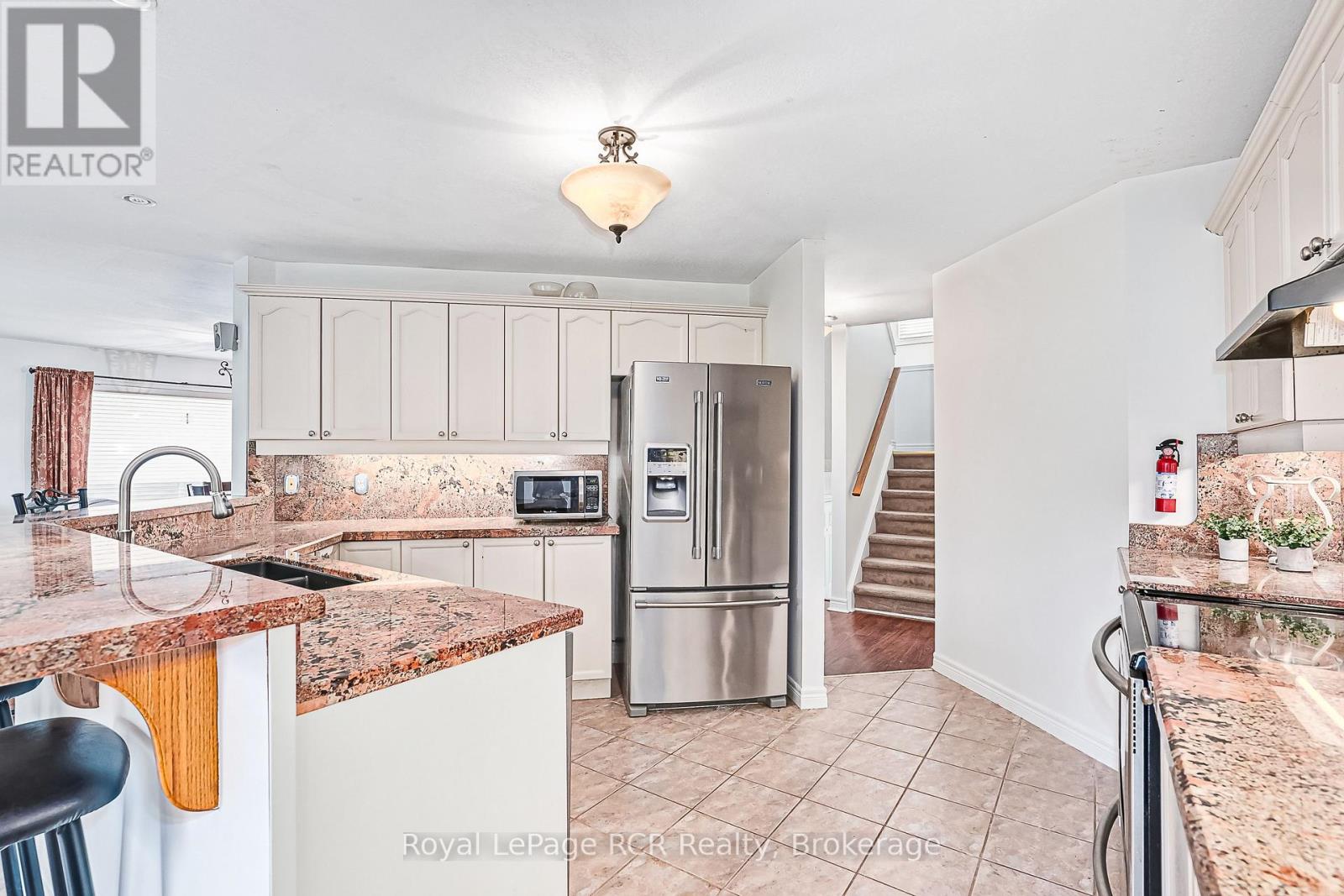 23 MARINA CRESCENT - Image 8