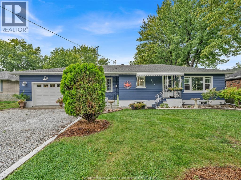 671 HALE STREET, Stoney Point