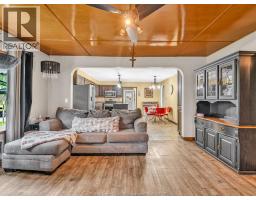 Eating area - 671 Hale Street, Stoney Point, ON N0R1A0 Photo 7