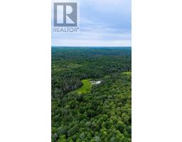 286 Halls Road E, Magnetawan, ON P0A1Z0 Photo 13
