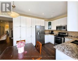 41 Mansard Drive, Richmond Hill, ON L4E0L7 Photo 18