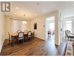 Bedroom 2 - 41 Mansard Drive, Richmond Hill, ON L4E0L7 Photo 9