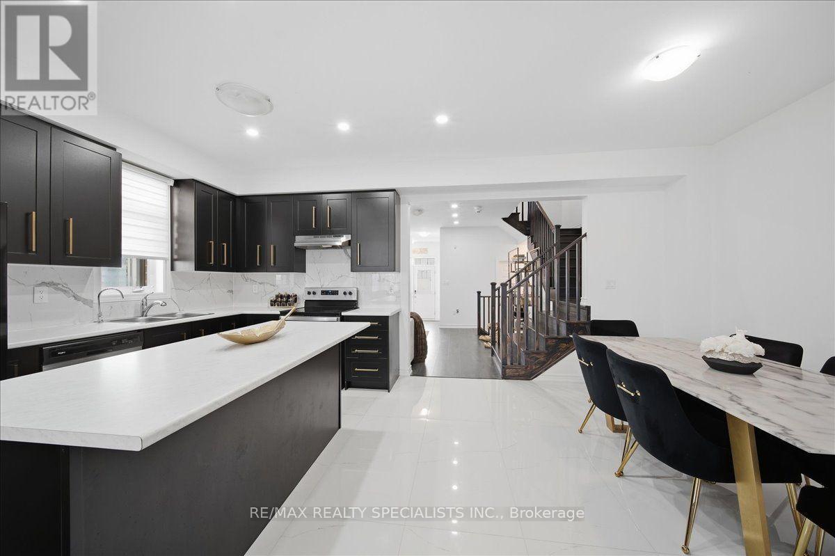 90 FERRAGINE CRESCENT - Image 17
