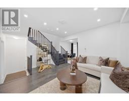 Bedroom 3 - 90 Ferragine Crescent, Bradford West Gwillimbury, ON L3Z4K2 Photo 9