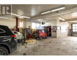 393 Weston Road, Toronto, ON M6N3P7 Photo 7