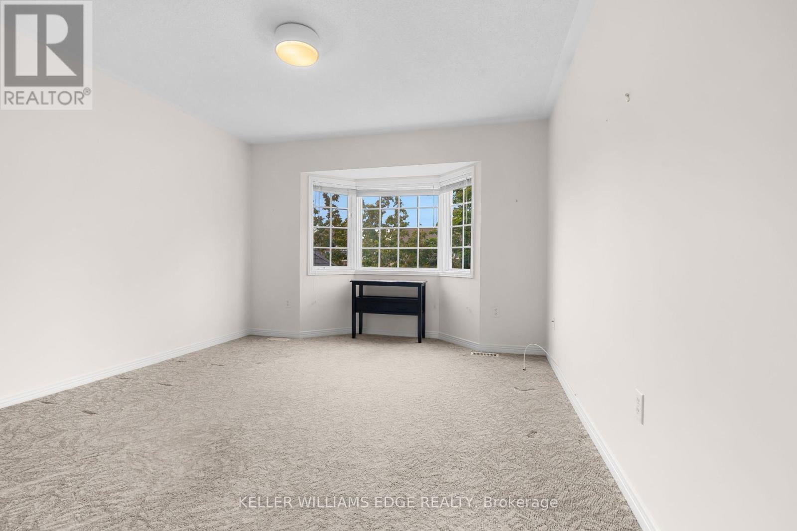 #2 2175 COUNTRY CLUB DRIVE - 33