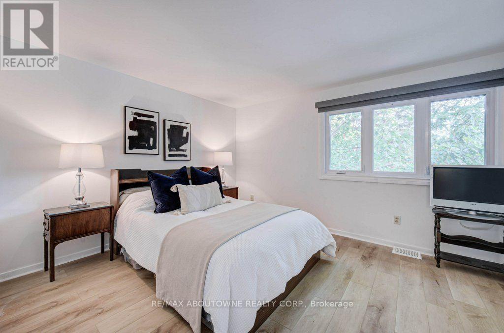 1012 ELIZABETH PLACE - 11