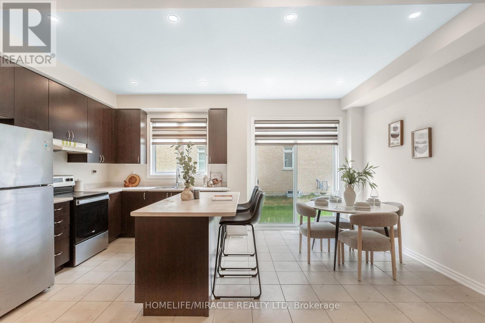 52 TUNDRA ROAD - 16