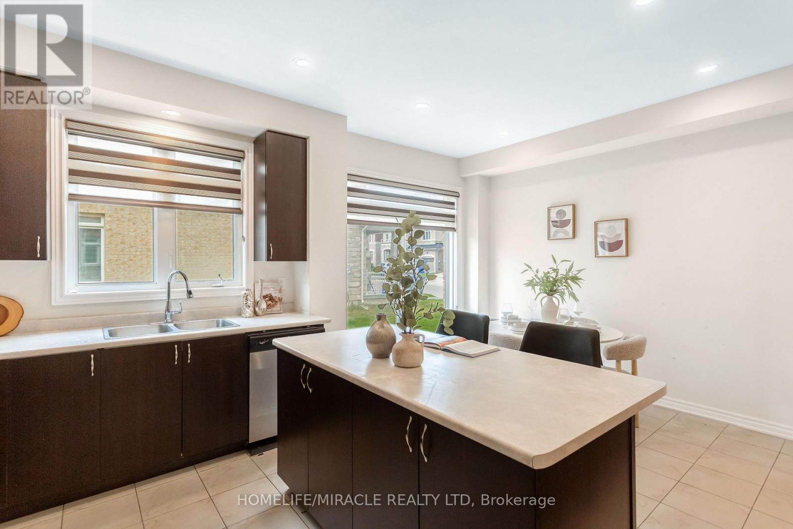 52 TUNDRA ROAD - 20
