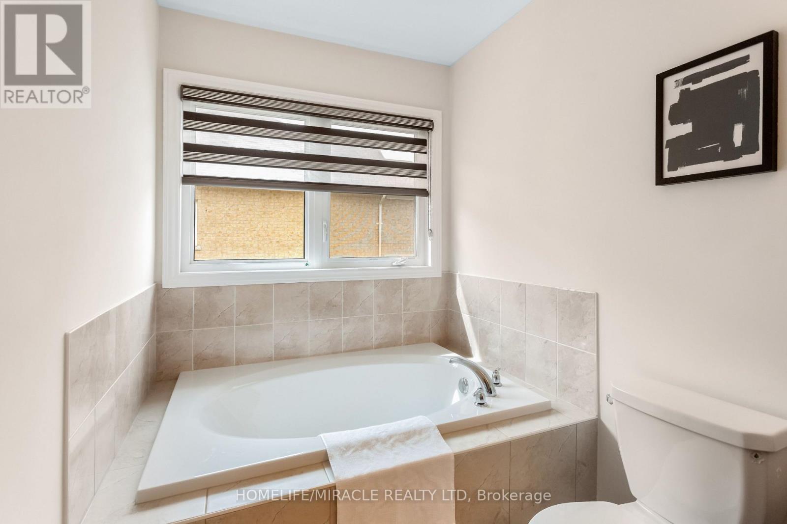52 TUNDRA ROAD - 35