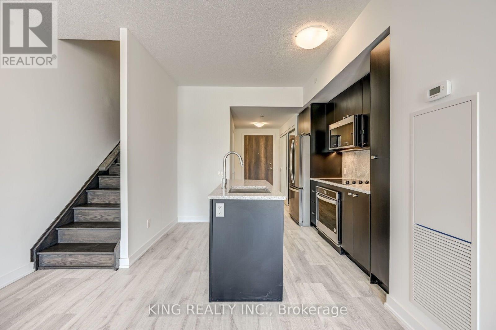 #133 251 MANITOBA STREET - 19