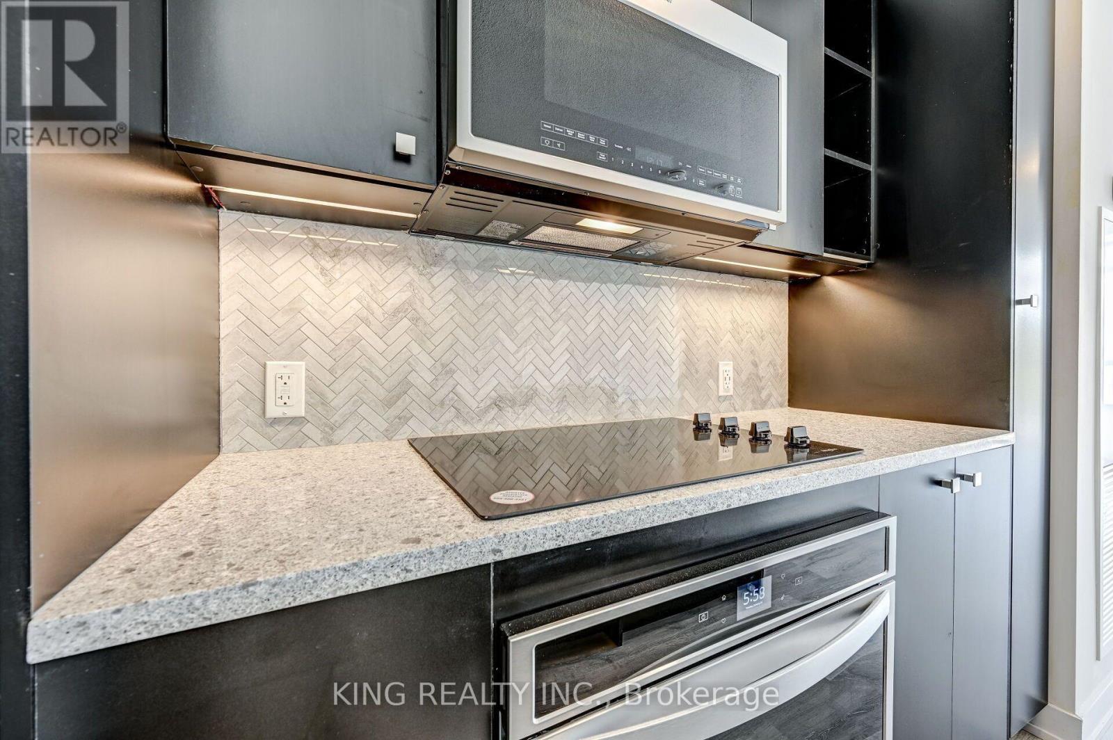 #133 251 MANITOBA STREET - 20