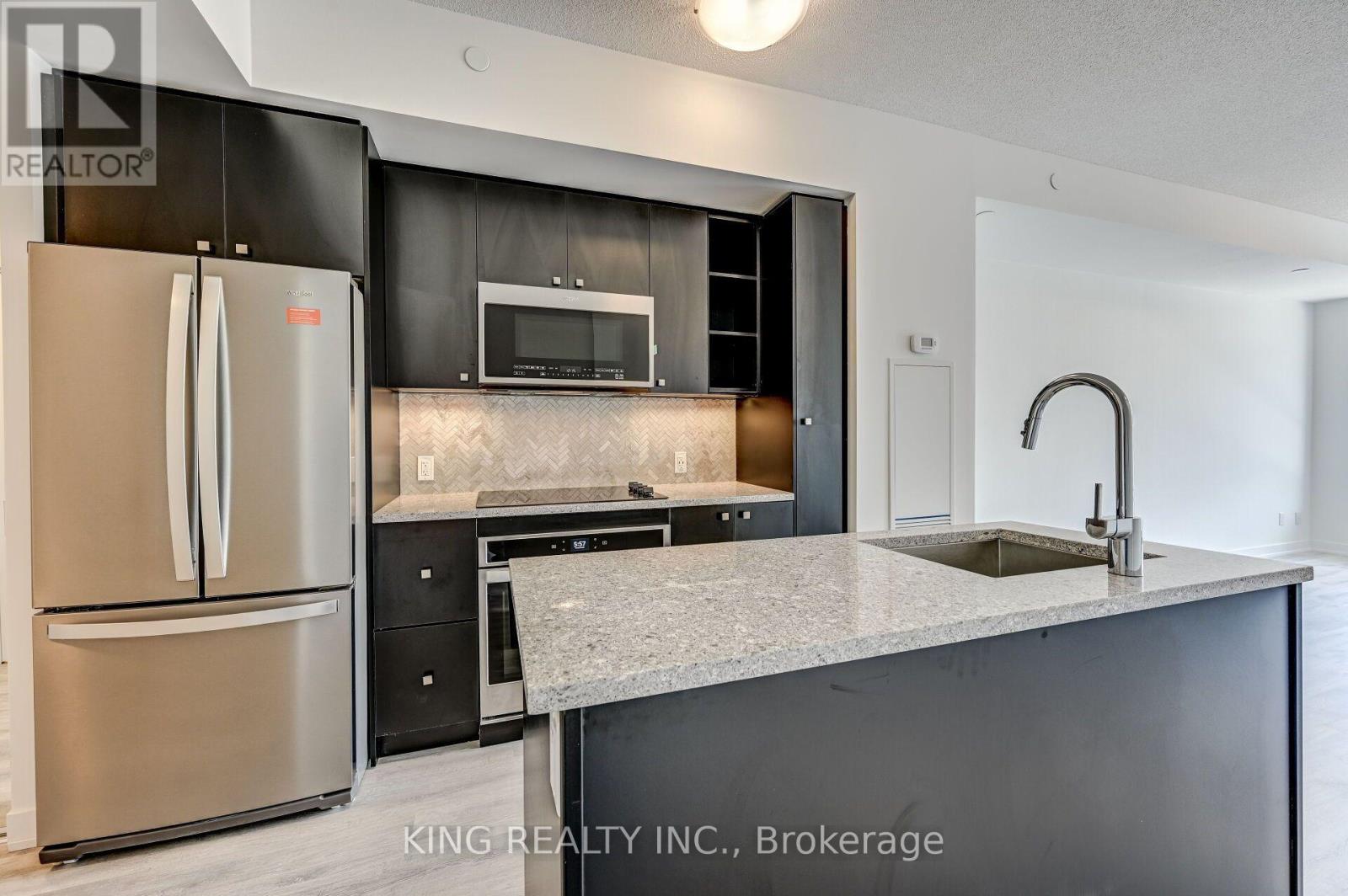 #133 251 MANITOBA STREET - 21