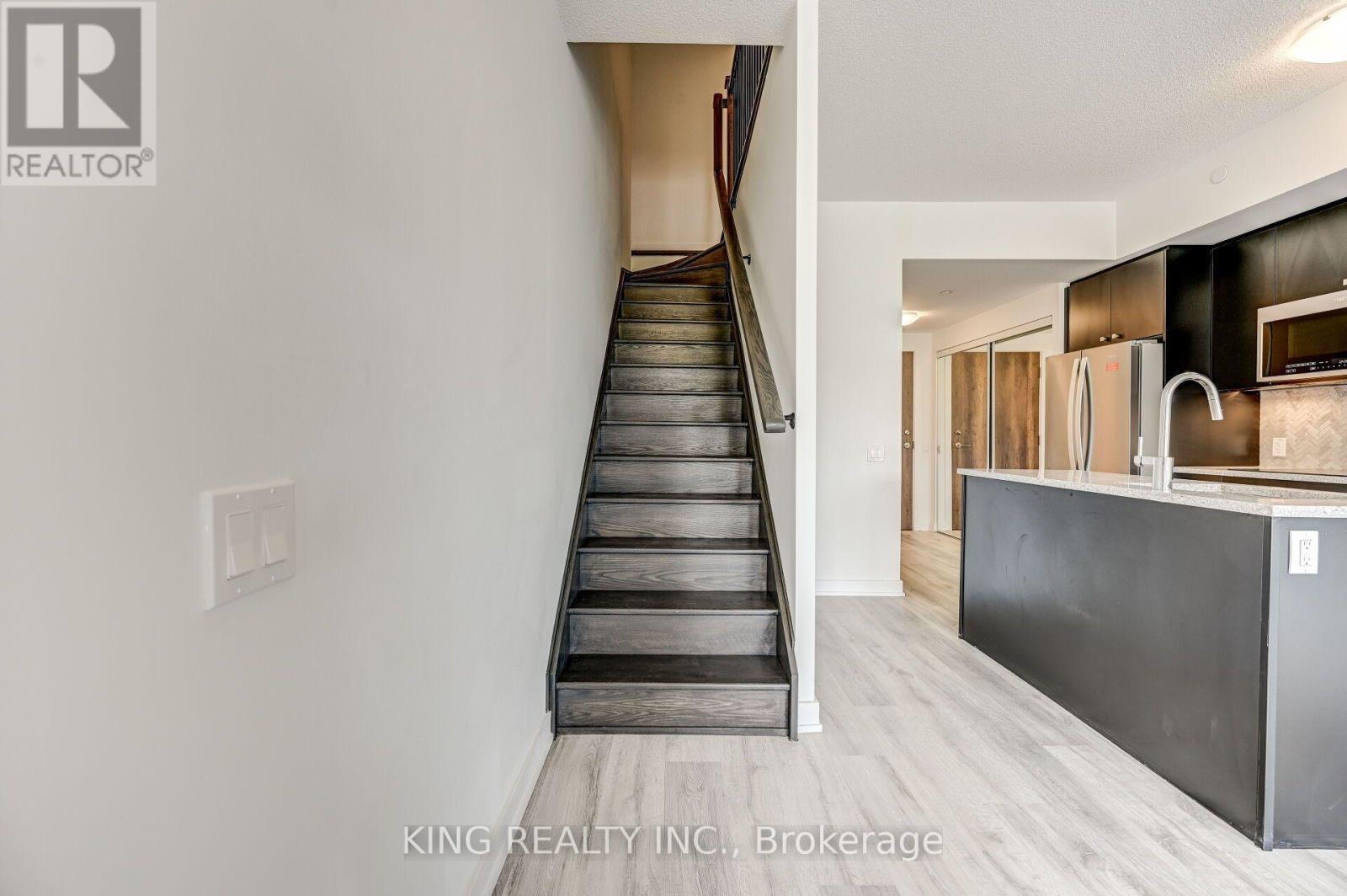 #133 251 MANITOBA STREET - 22