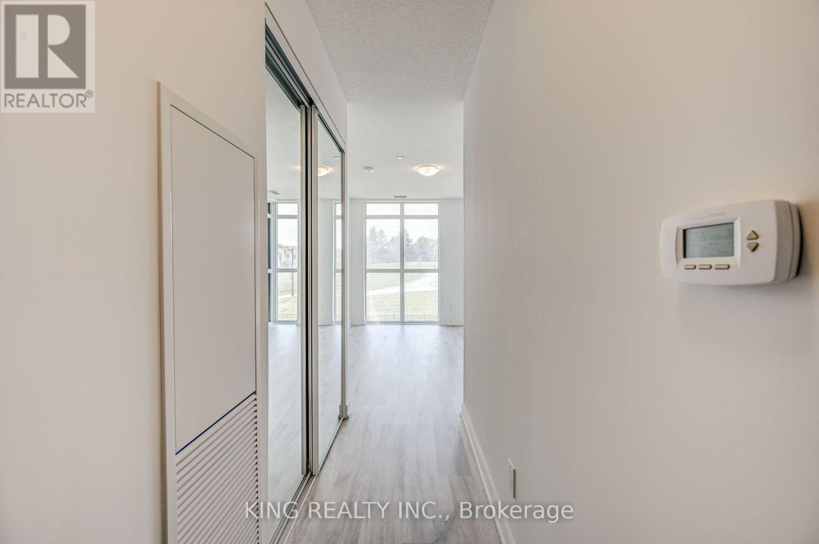 #133 251 MANITOBA STREET - 25