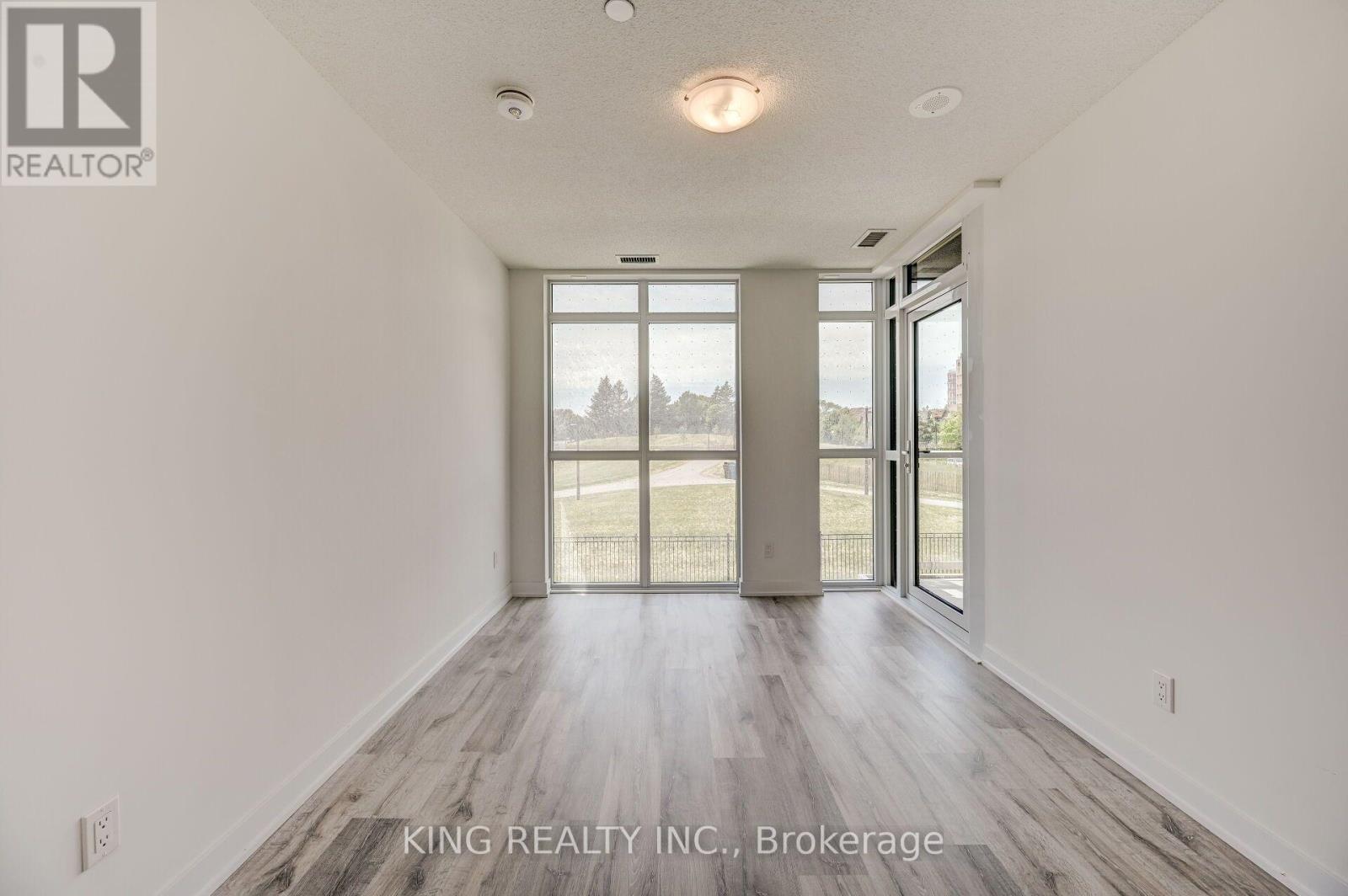 #133 251 MANITOBA STREET - Image 26