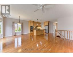 Dining room - 64 Applewood Street, Blandford Blenheim, ON N0J1S0 Photo 11