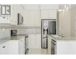 Mud room - 35 Royal Coachman Way, Hamilton, ON L8J0M2 Photo 14
