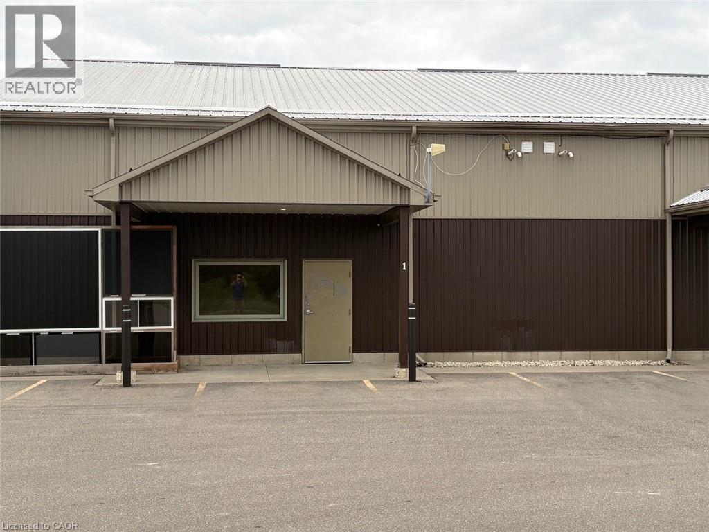 Property for lease at 46 LUSCOMBE Drive Unit# 1