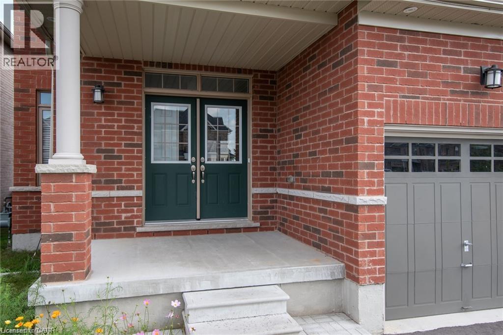 953 EDINBURGH Drive, Woodstock, Ontario, N4S7W2, Woodstock, Ontario — photo 3 of 5