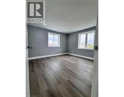 302 Queenston Road, Hamilton, ON L8K1H1 Photo 7