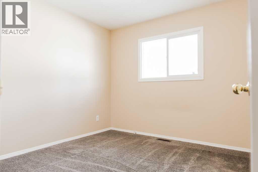 11706 98 Street - Image 17