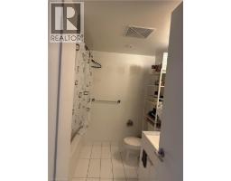 15 Iceboat Terrace Unit# 2203, Toronto, ON M5V4A5 Photo 11