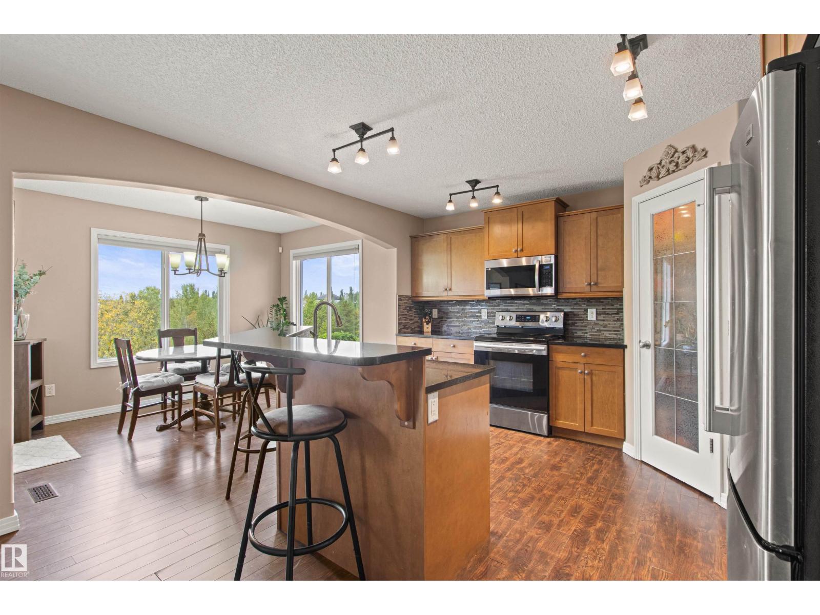 5214 205 ST NW - 13