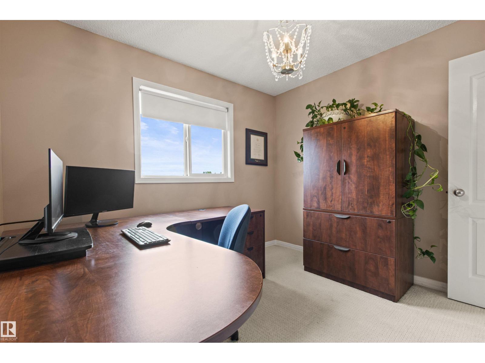 5214 205 ST NW - 45