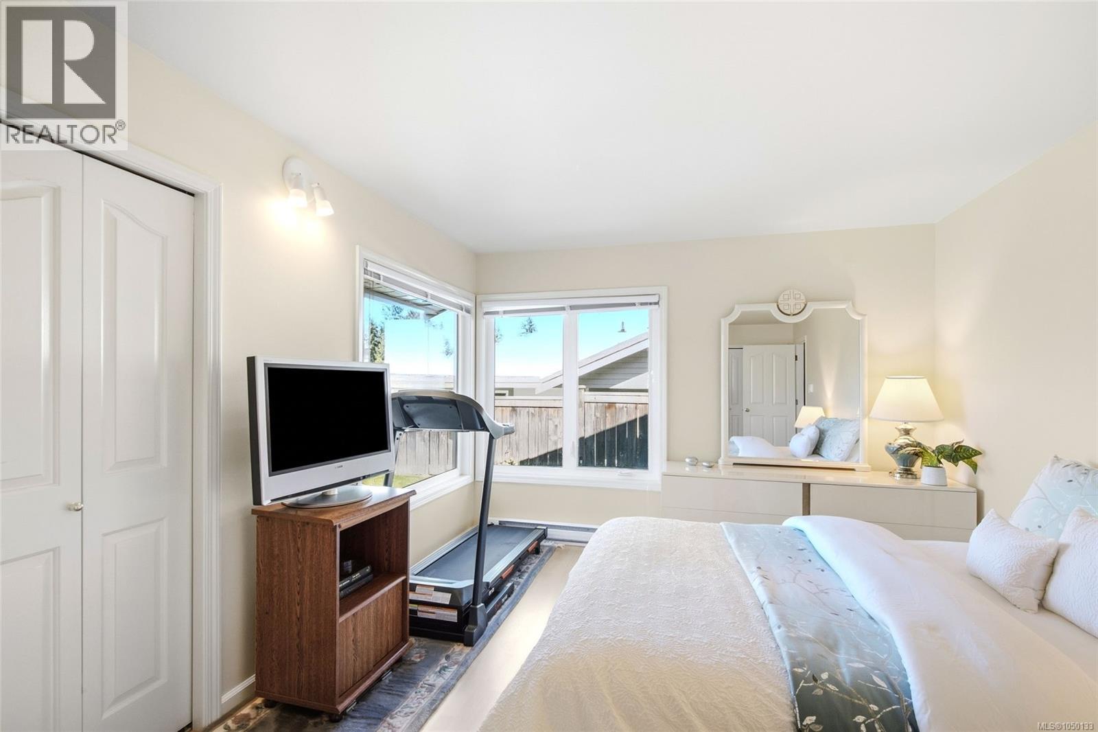 24 639 Arbutus St, Qualicum Beach