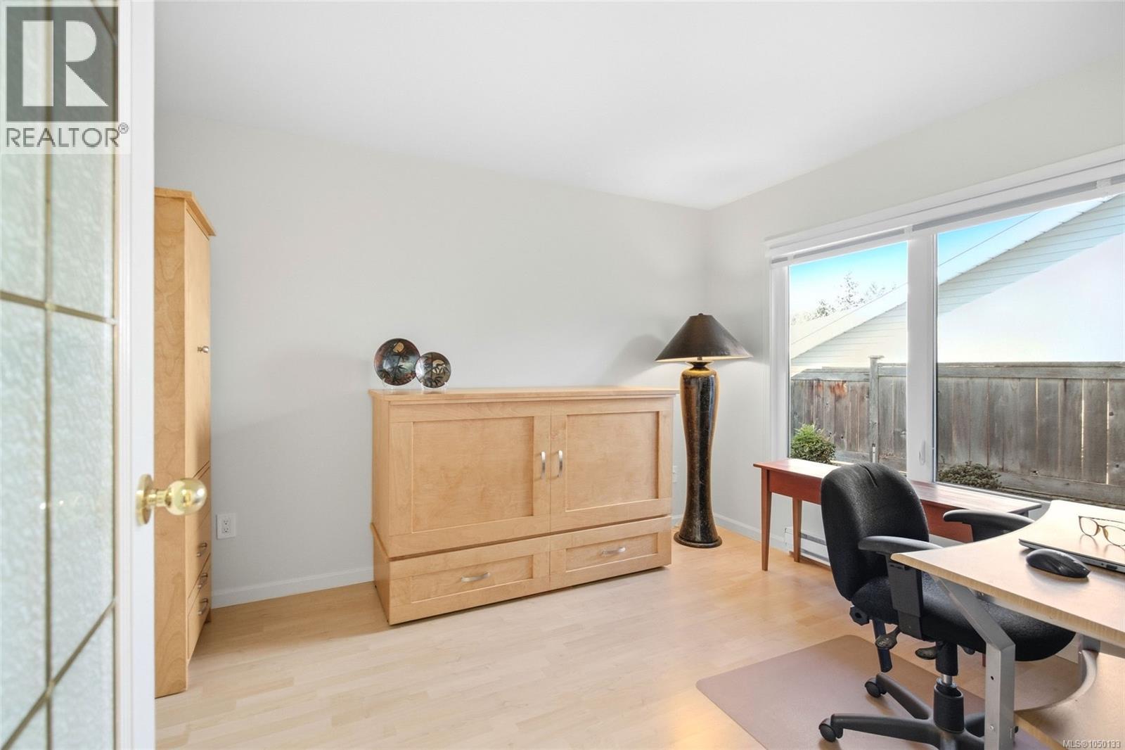 24 639 Arbutus St, Qualicum Beach