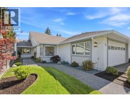 Entrance - 24 639 Arbutus St, Qualicum Beach, BC V9K1P4 Photo 10