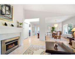 24 639 Arbutus St, Qualicum Beach, BC V9K1P4 Photo 13