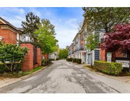 82 18983 72a Avenue, Surrey, BC V4N1A5 Photo 27