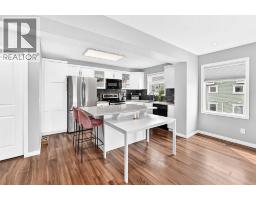 4pc Bathroom - 136 Windford Grove Sw, Airdrie, AB T4B4G4 Photo 9