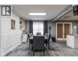 76 Cypress Way Se, Medicine Hat, AB T1B1G8 Photo 12