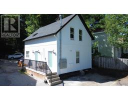 11 Churchill Street, 98 Dufferin Street, Bridgewater, NS B4V1R8 Photo 7